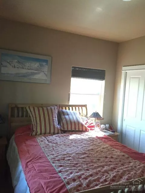19590 E Campbell Rd, Bend, OR 97702 photo 17
