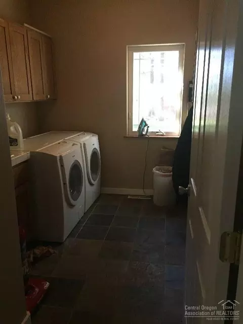 19590 E Campbell Rd, Bend, OR 97702 photo 16