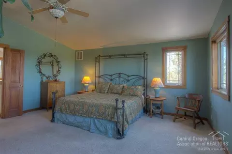22122 Rickard Rd, Bend, OR 97702 photo 13