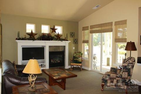 19432 Blue Lake Loop, Bend, OR 97702 photo 3
