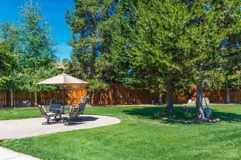 16777 Donner Pl, La Pine, OR 97739 photo 3