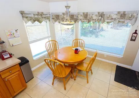 16777 Donner Pl, La Pine, OR 97739 photo 7