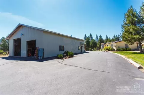 16777 Donner Pl, La Pine, OR 97739 photo 24