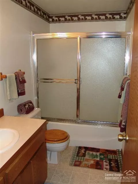 53616 Bobwhite Ct, La Pine, OR 97739 photo 17