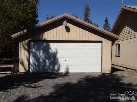 53616 Bobwhite Ct, La Pine, OR 97739 photo 4