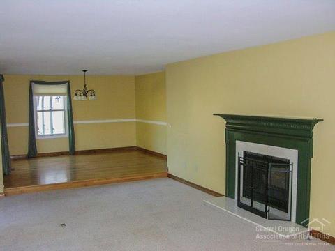 60310 Woodside Loop, Bend, OR 97702 photo 3