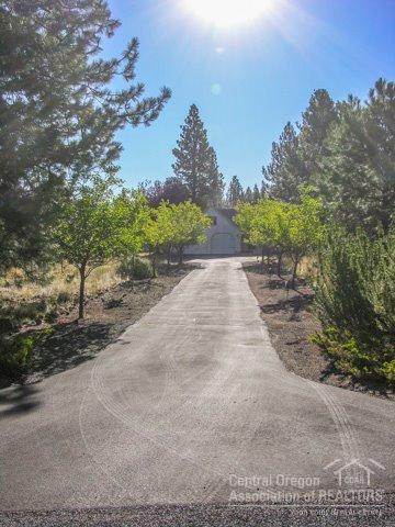60310 Woodside Loop, Bend, OR 97702 photo 21