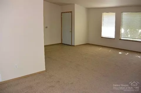 20358 Shetland Loop, Bend, OR 97703 photo 8