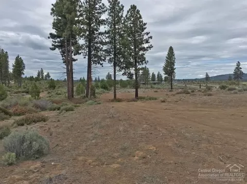 61285 Bonneville Loop, Bend, OR photo 6