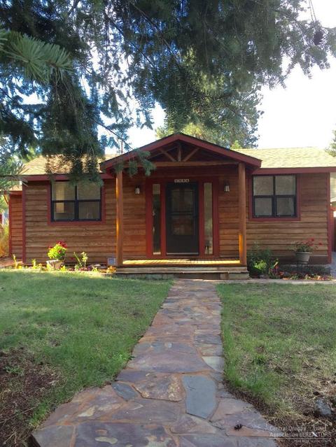 1354 NW Ithaca Ave, Bend, OR 97701 photo 2