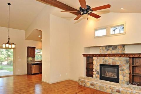 2148 NW High Lakes Loop, Bend, OR 97702 photo 2