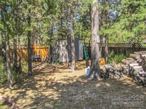 56298 Bufflehead Rd, Bend, OR 97707 photo 17