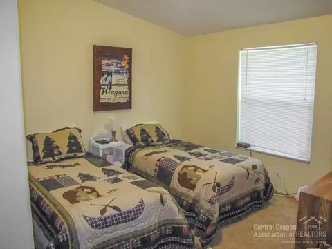 56298 Bufflehead Rd, Bend, OR 97707 photo 9