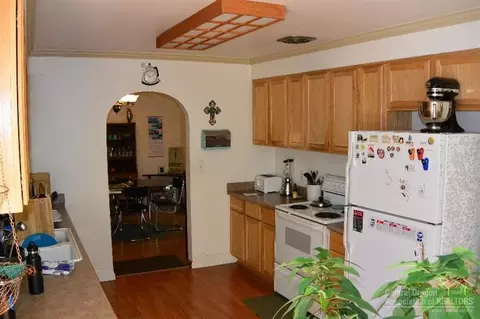 656 NE 8th St, Bend, OR 97701 photo 12