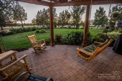 61635 Gosney Rd, Bend, OR 97702 photo 13