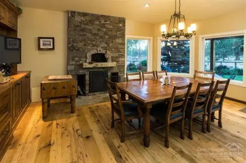 61635 Gosney Rd, Bend, OR 97702 photo 8