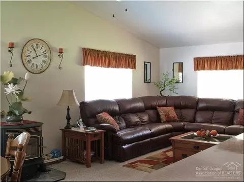 53841 Yoho Dr, La Pine, OR 97739 photo 16