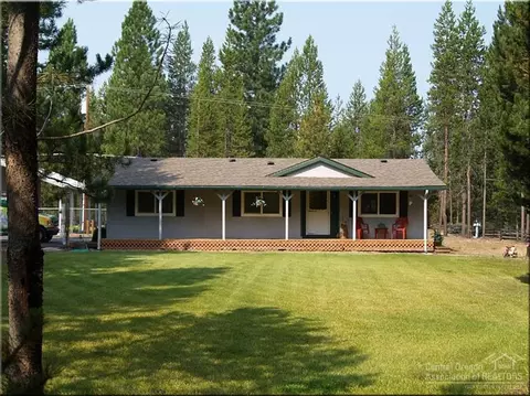53841 Yoho Dr, La Pine, OR 97739 photo 2