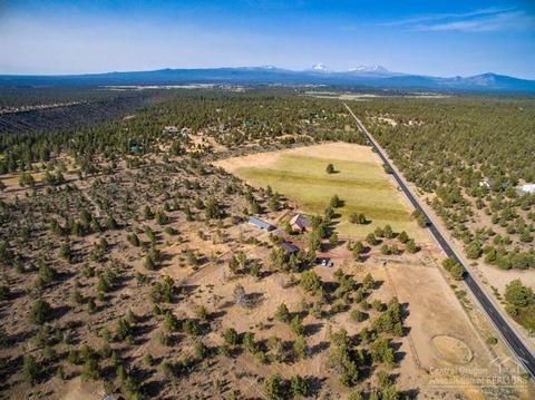 70090 Holmes Rd, Sisters, OR 97759 photo 5