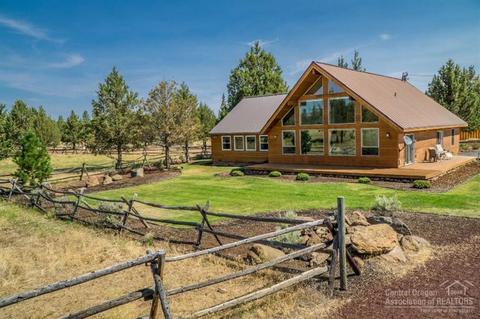 70090 Holmes Rd, Sisters, OR 97759 photo 2