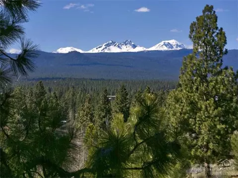 108 NW Phils Loop, Bend, OR 97701 photo 21