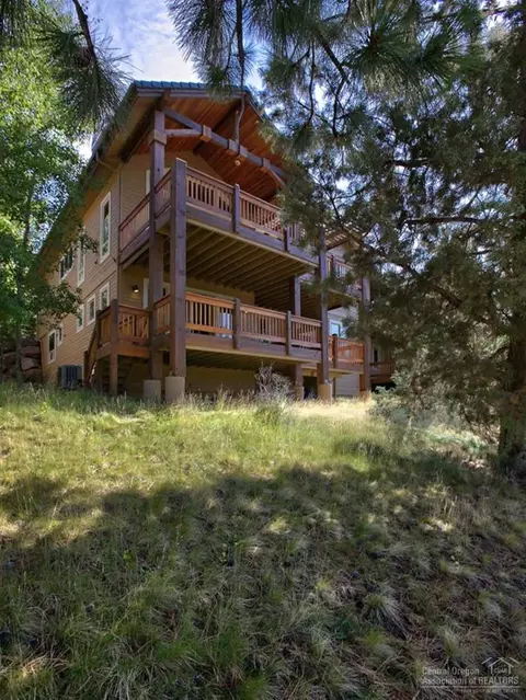 108 NW Phils Loop, Bend, OR 97701 photo 22