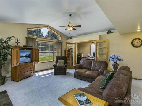 61885 Dobbin Rd, Bend, OR 97702 photo 4