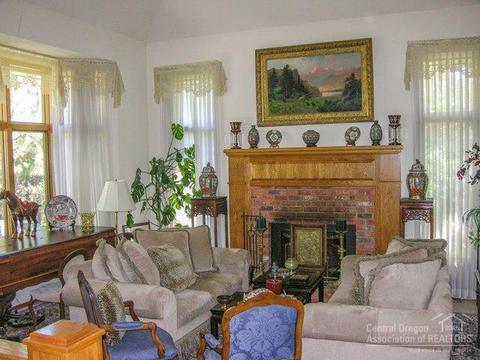20443 Timberline Ct, Bend, OR 97702 photo 4