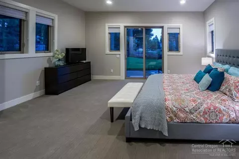 21059 Avery Ln, Bend, OR 97702 photo 7