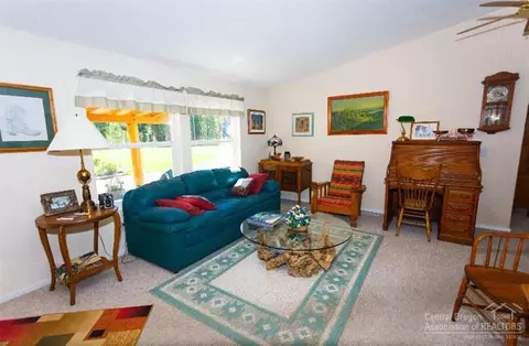 151737 Hackamore, La Pine, OR 97739 photo 6