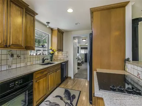 21575 Stub Pl, Bend, OR 97701 photo 6