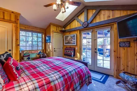 17206 Tholstrup Dr, Bend, OR 97707 photo 9