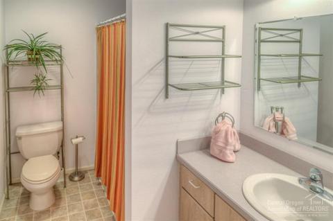 23265 Cindy Ct, Bend, OR 97701 photo 9