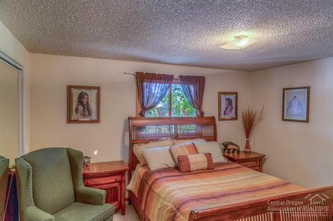 23265 Cindy Ct, Bend, OR 97701 photo 8