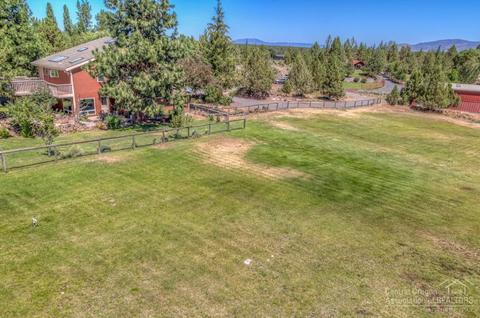 23265 Cindy Ct, Bend, OR 97701 photo 18
