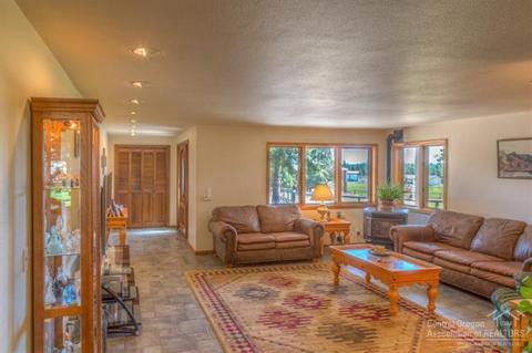 23265 Cindy Ct, Bend, OR 97701 photo 3
