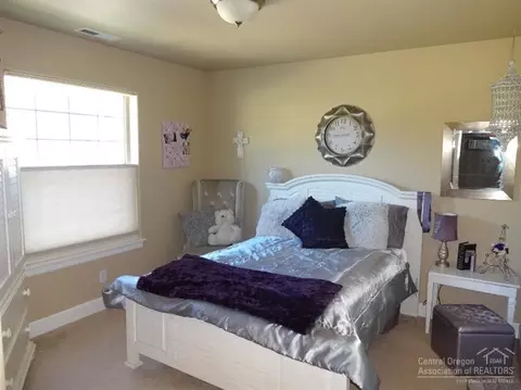 61173 Kepler St, Bend, OR 97702 photo 9