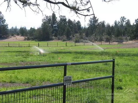 23215 E Hwy 20, Bend, OR 97701 photo 7