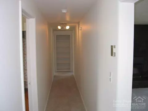 23215 E Hwy 20, Bend, OR 97701 photo 21