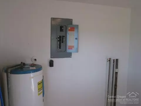 23215 E Hwy 20, Bend, OR 97701 photo 15