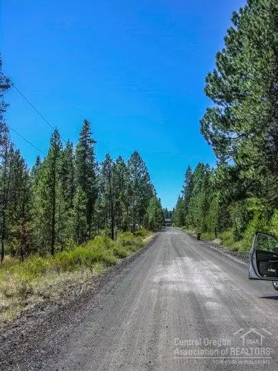 17114 Oxnard Rd, Bend, OR 97707 photo 8
