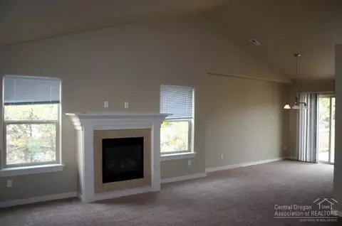63224 NE Lancaster St, Bend, OR 97701 photo 6