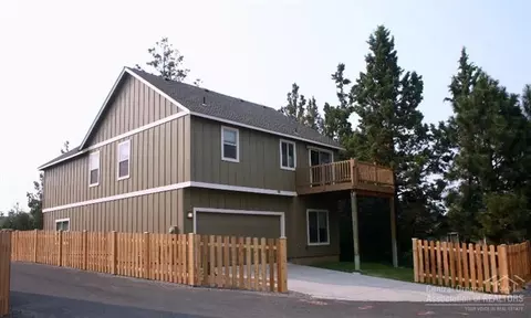 63224 NE Lancaster St, Bend, OR 97701 photo 3