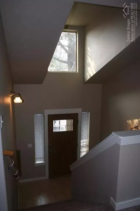 63224 NE Lancaster St, Bend, OR 97701 photo 7