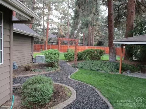 61315 Steens Mountain Loop, Bend, OR 97702 photo 17