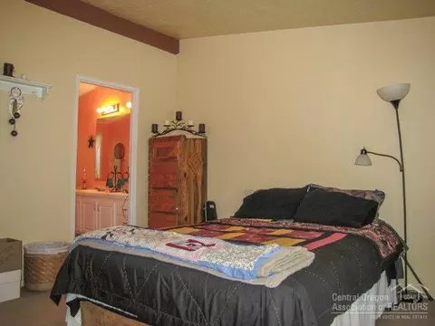 59920 Cheyenne Rd, Bend, OR 97702 photo 6