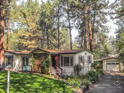 19940 Poplar St, Bend, OR 97702 photo 1