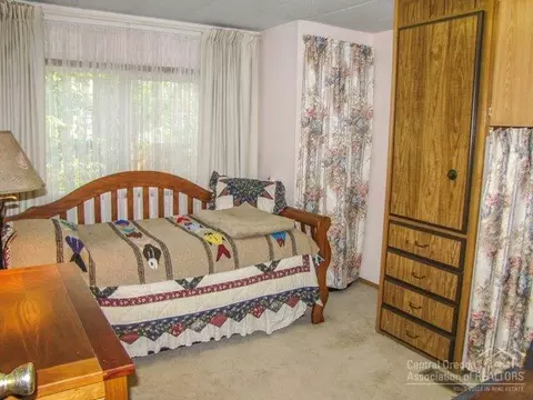 19940 Poplar St, Bend, OR 97702 photo 13