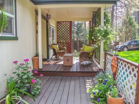 19940 Poplar St, Bend, OR 97702 photo 3