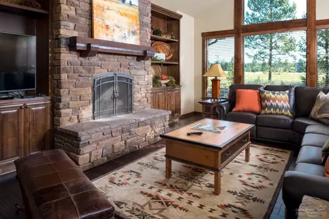 56618 Dancing Rock Loop, Bend, OR 97707 photo 3
